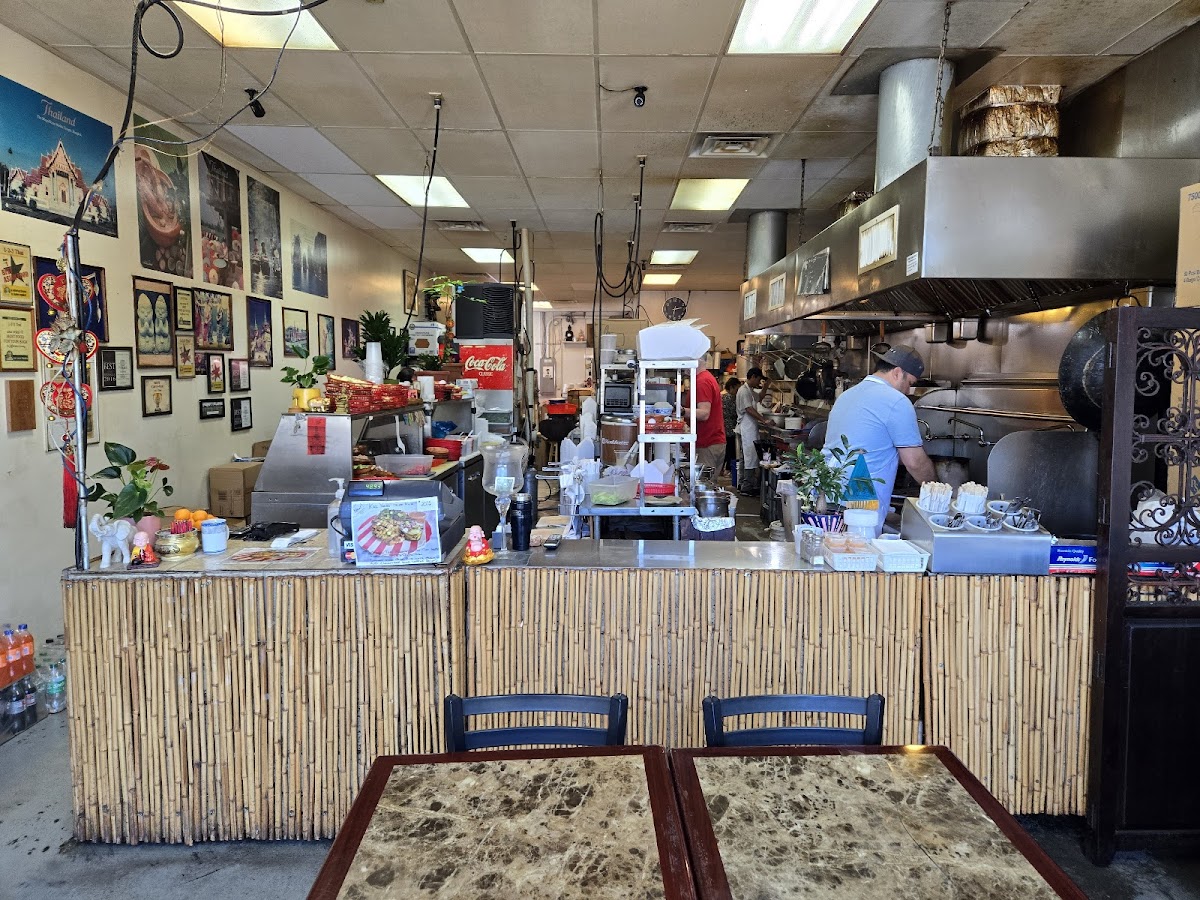 1-2-3 Thai Food